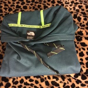 The North Face men’s hoodie